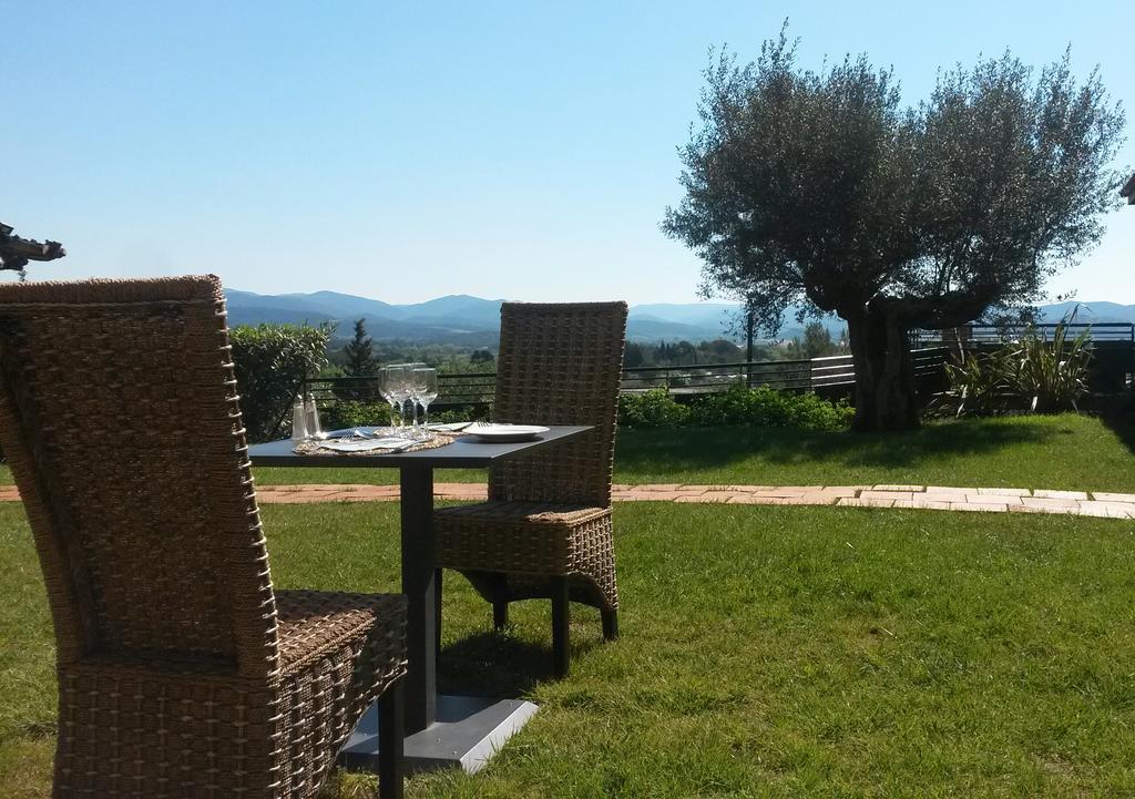 L'Hotellerie Kouros Cuers Εξωτερικό φωτογραφία